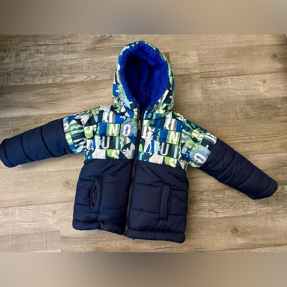 Extreme weather reverse puffer coat NWOT - Picture 1 of 3